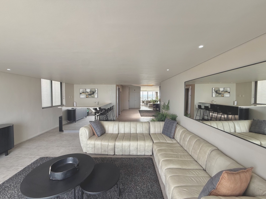 4 Bedroom Property for Sale in Waves Edge Western Cape